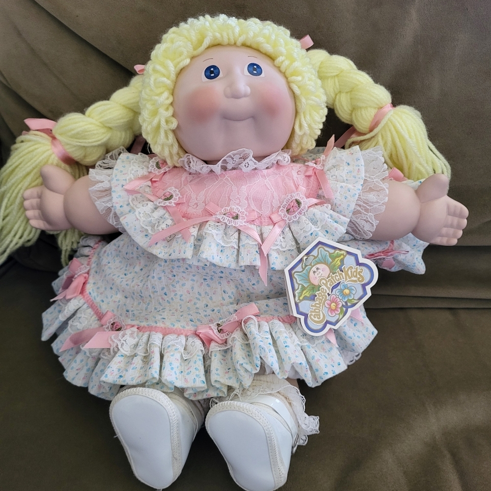 Vintage 1985 Cabbage Patch Kids doll Pamela Diane numbered #4888 NWT
